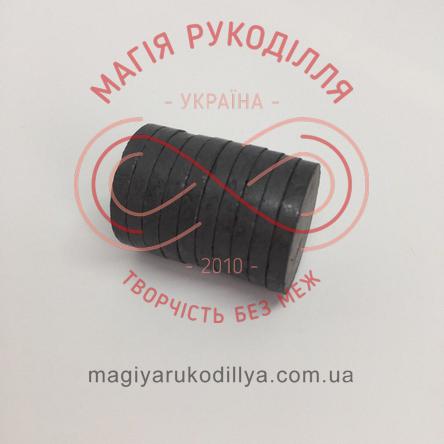 Магніт феритовий d30мм h4мм - чорний 14804